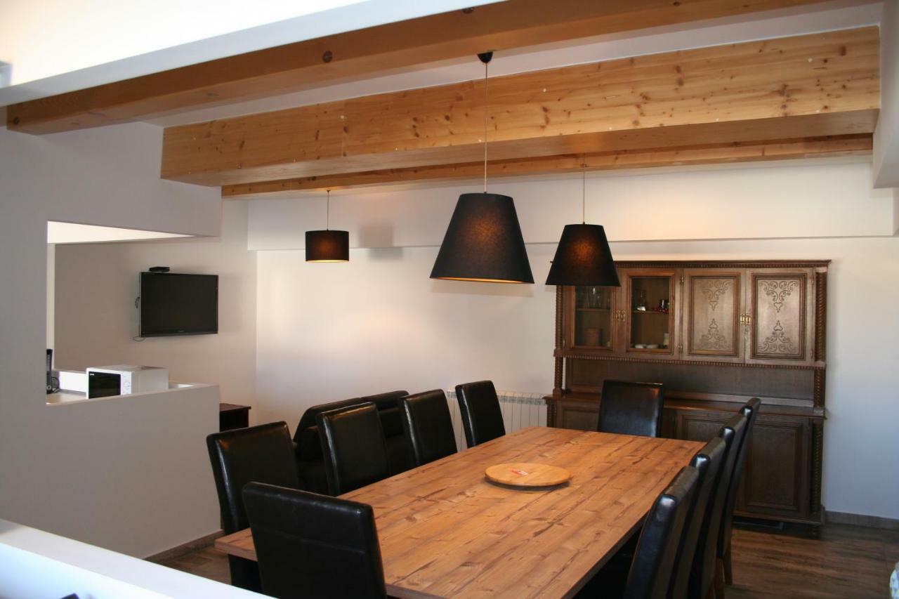Apartment Vuk Пула Екстериор снимка